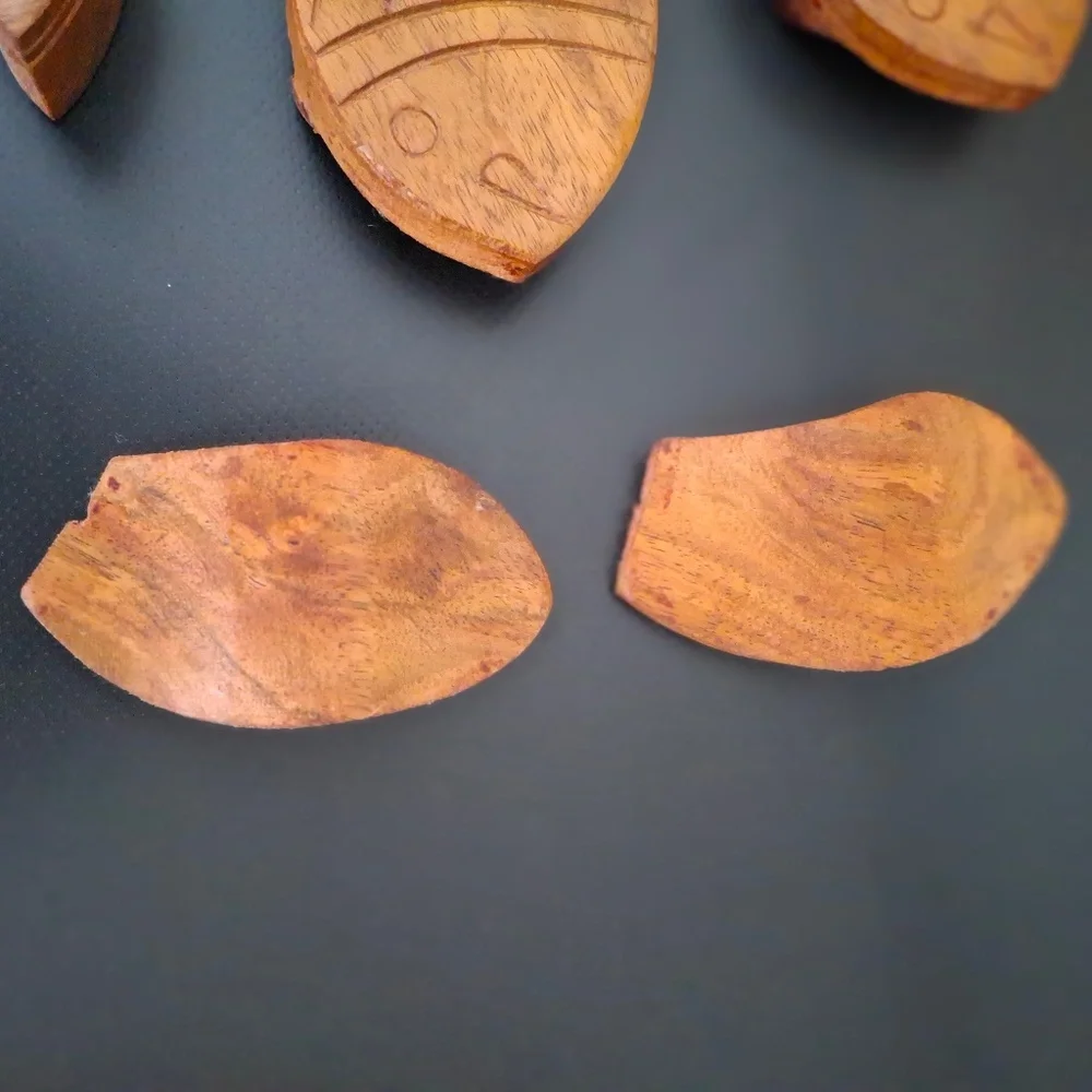 Fish-Shaped Puzzle Box with Hidden Compartments - Picture 6 of 8